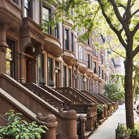 Апартаменты Cozy Townhouse In Harlem Нью-Йорк Экстерьер фото